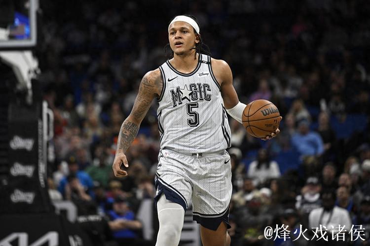 班凯罗32+9+7助魔术击败活塞终结5连败 黄蜂力克鹈鹕